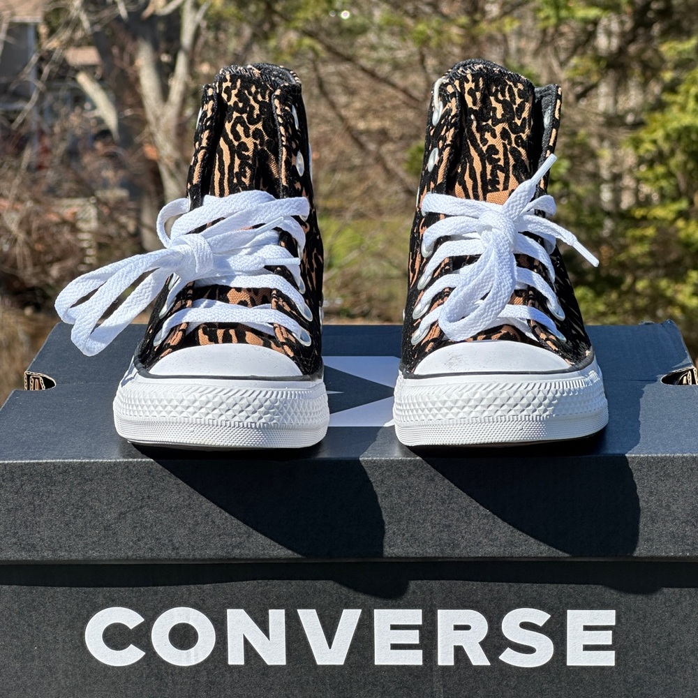 Converse CTAS High Leopard Print Canvas Casual Sneaker Womens 5 | 6 | 7.5 NEW - Picture 3 of 11